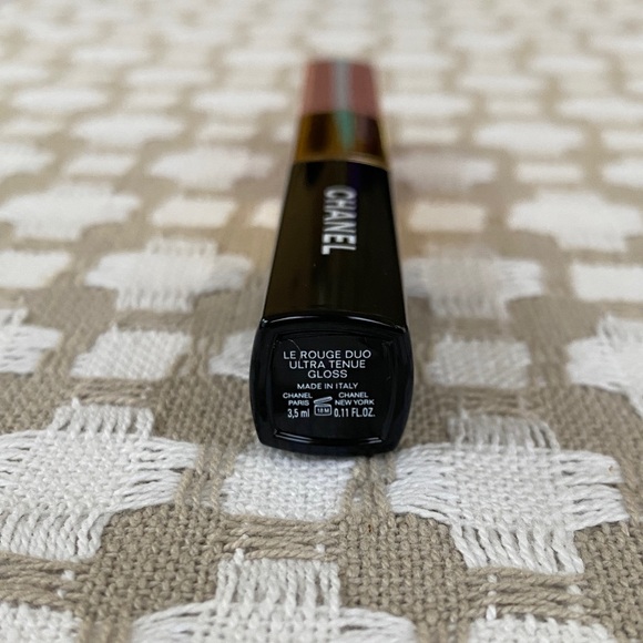 CHANEL Lip Merry Rose #397, Le Rouge Duo Ultra Tenue Gloss, Discontinued - Picture 3 of 3